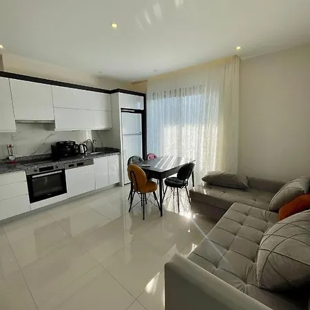 Two-bedroom Flat In Konak Garden Life 알란야