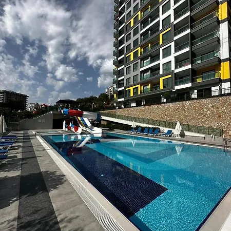 Two-bedroom Flat In Konak Garden Life