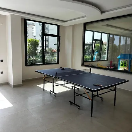 Two-bedroom Flat In Konak Garden Life 아파트 *